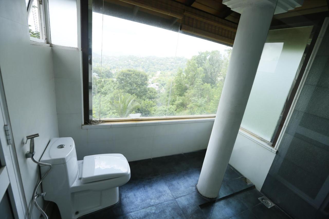 Crown Hills Kandy Inn Exterior foto