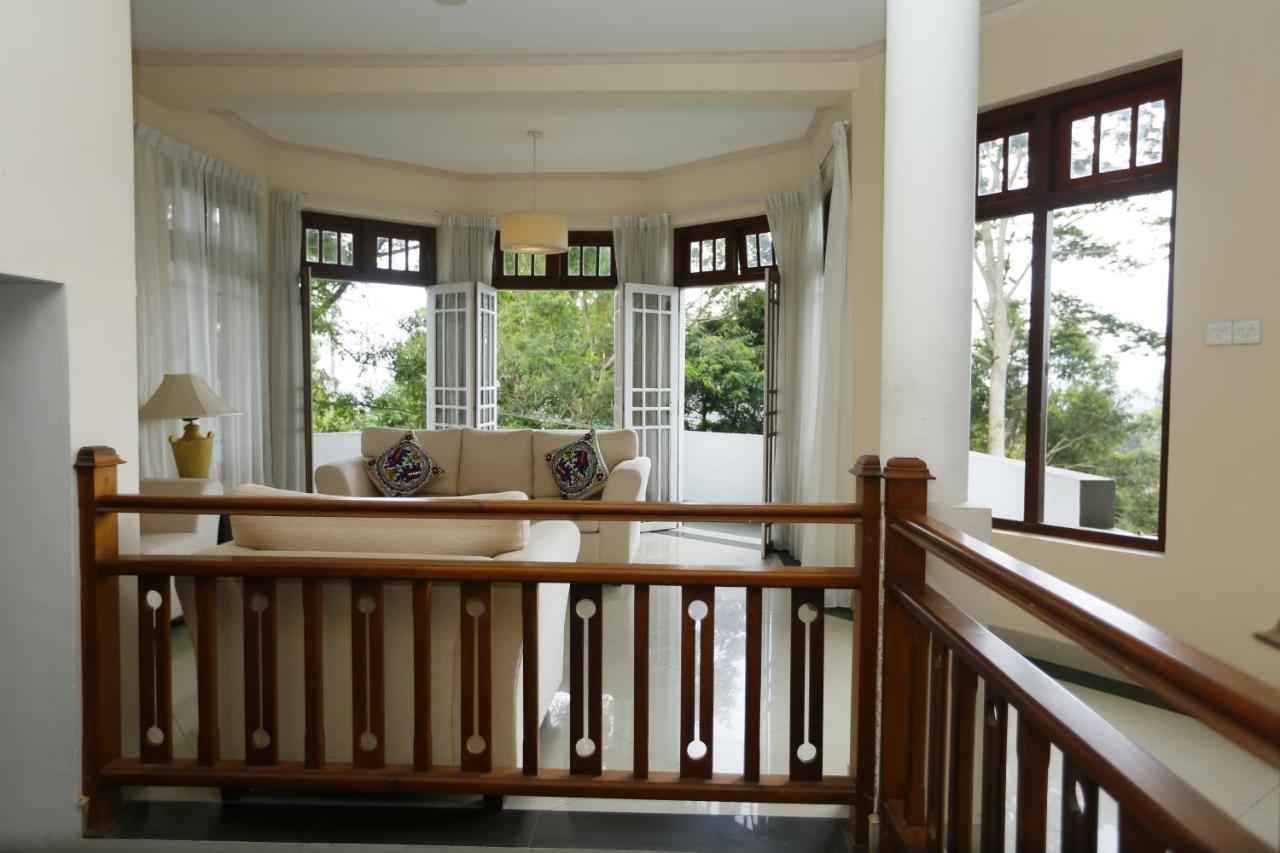 Crown Hills Kandy Inn Exterior foto